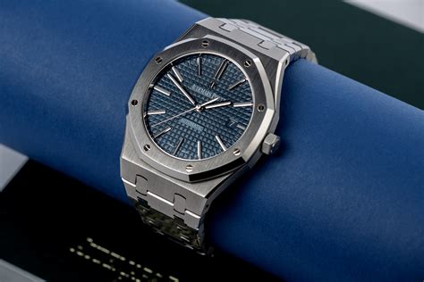 audemars piguet royal oak 15400st oo 1220st 03|Audemars Piguet 15400 reviews.